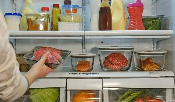 How to Store Cooked Food Safely in the Refrigerator